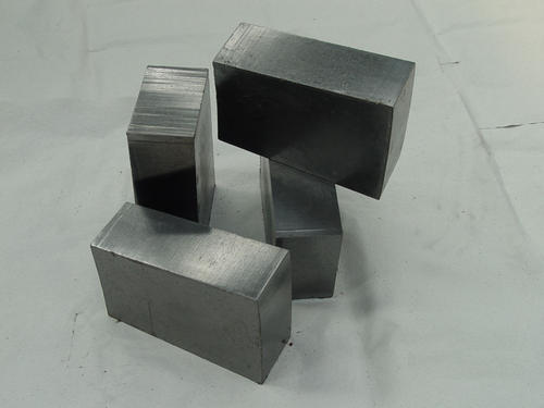 镁碳砖与铝镁碳砖之间差别在哪